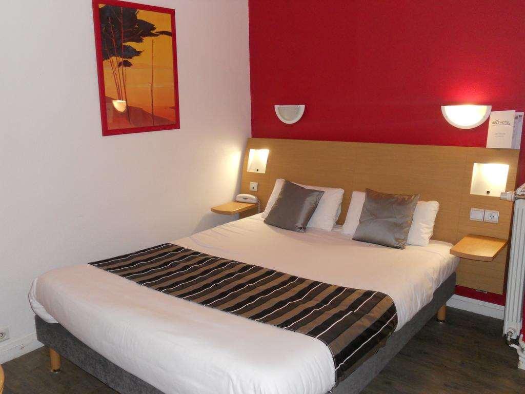 Brit Hotel Hermitage Royan Værelse billede