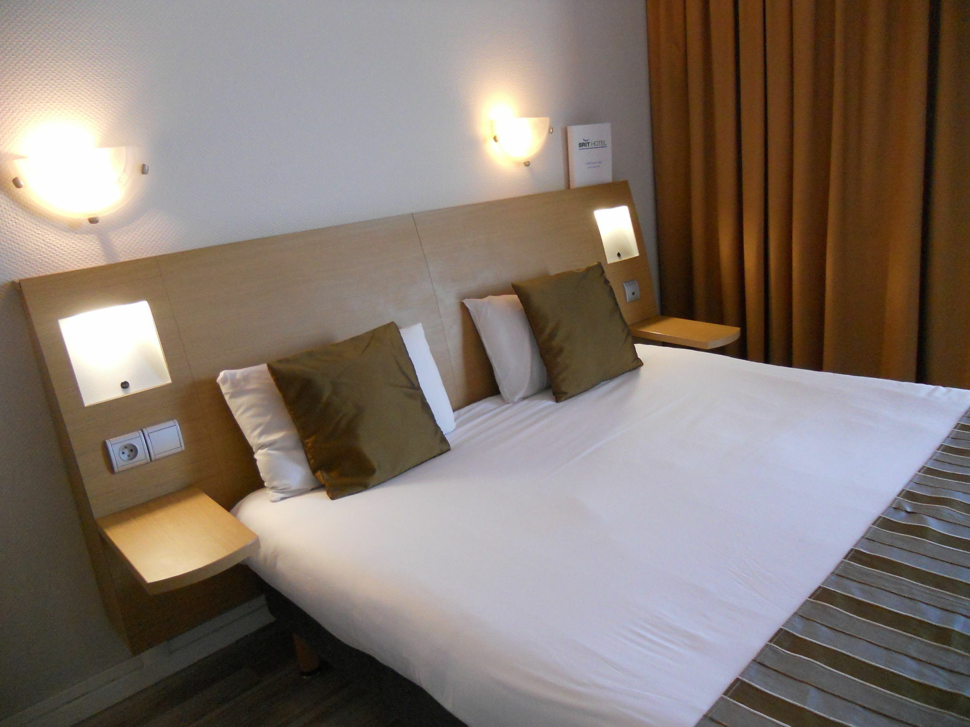 Brit Hotel Hermitage Royan Eksteriør billede